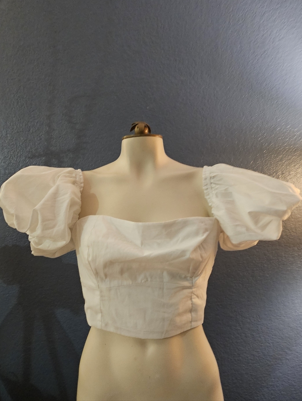 Abercrombie & Fitch White Puff Sleeve Cropped Top